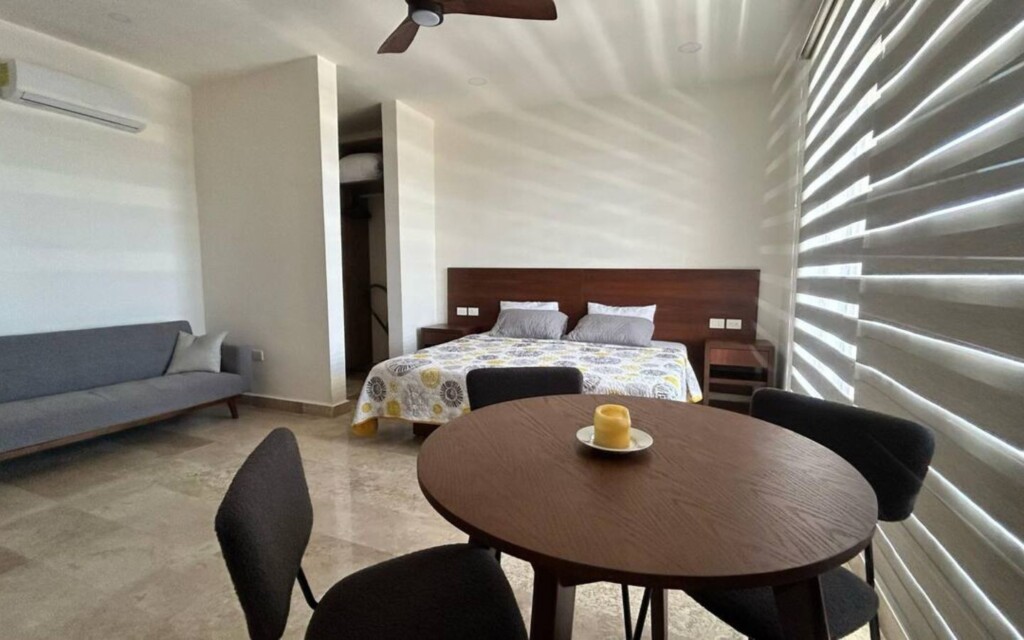 Cozy studio near Coco Beach with Wi-Fi and work-friendly space