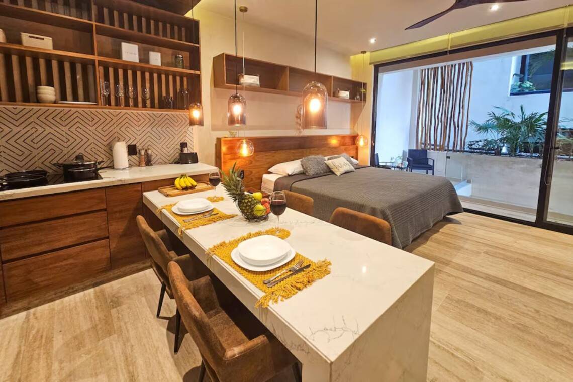 Modern Alexa-powered studio for remote work in Playa del Carmen